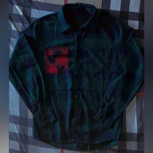 SOLD ‼️  Plaid Green & Red Flannel. mens size S (NEW)